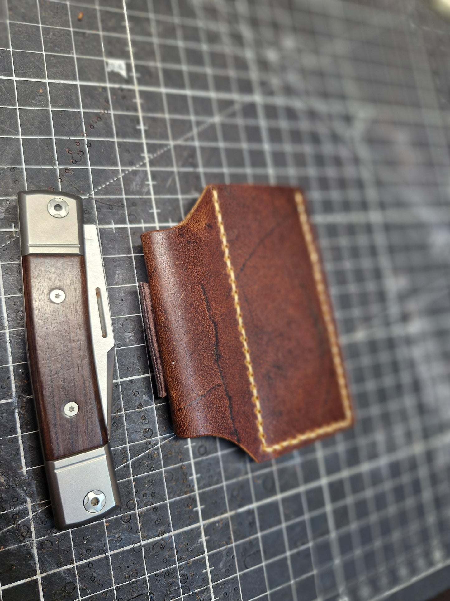 EDC-Pouch mes tot 10 cm/zaklamp 15mm diameter.